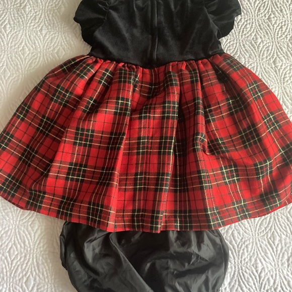 18 Holiday Editions Velvet Plaid Dress w Bloomer - Picture 3 of 3